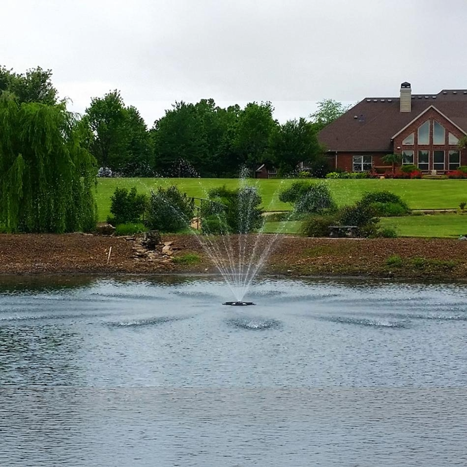 Outdoor Water Solutions 1/2HP Floating Pond Fountain Eco Line