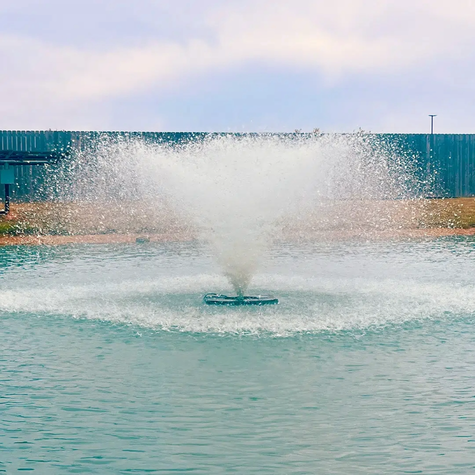 Outdoor Water Solutions Classic Series Aerating Fountain 3/4HP